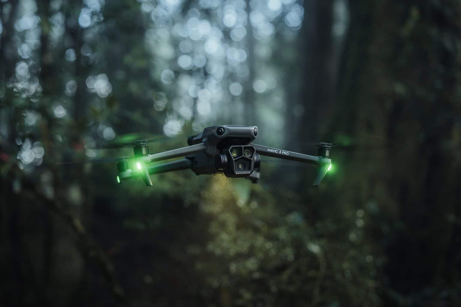 DJI lança novo Mavic 3 Pro o primeiro drone com tripla câmara