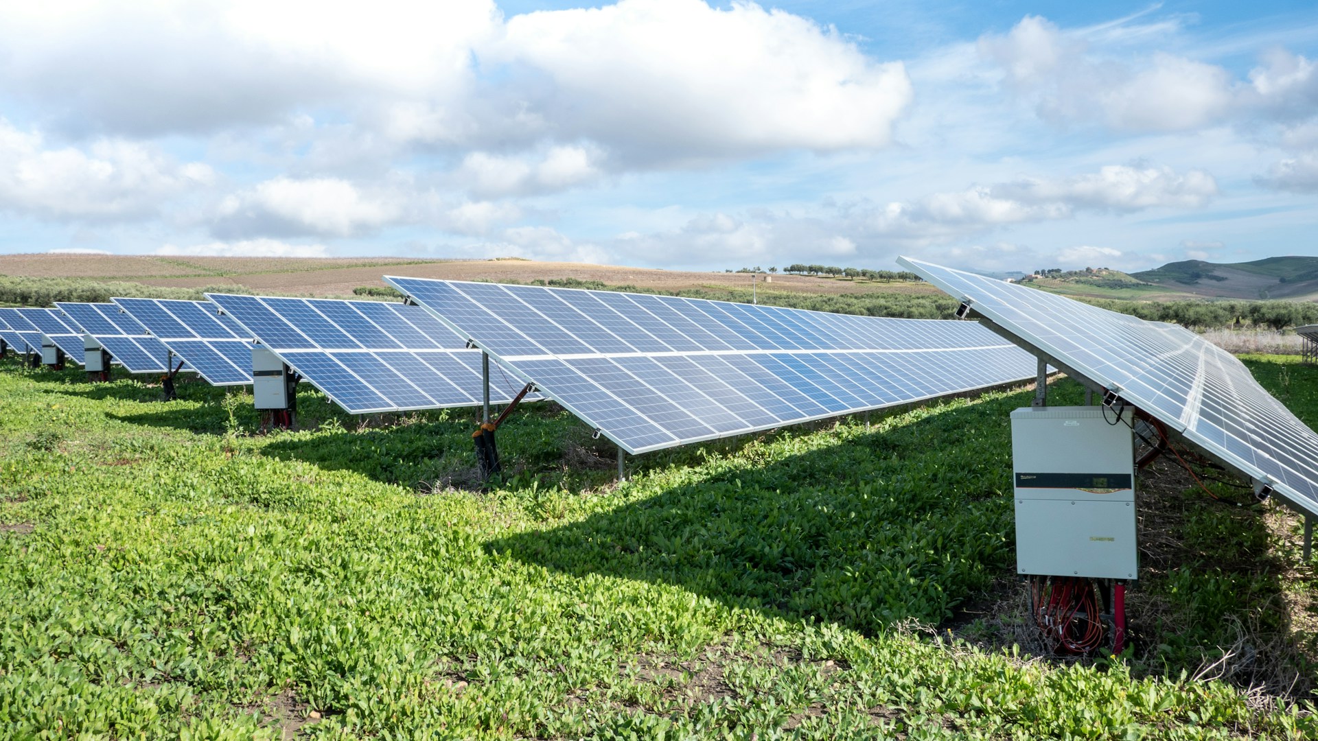 Painéis solares com textura podem captar mais 66% luz