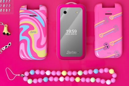 ©Mattel / HMD | Barbie Phone